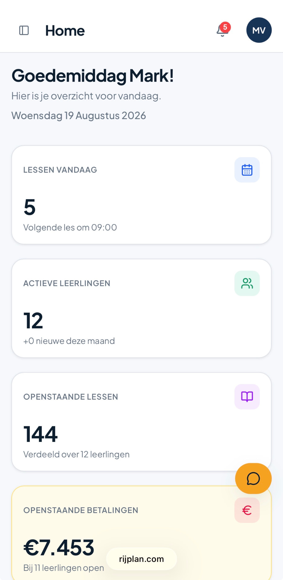 RijPlan dashboard op mobiel met lessen vandaag en actieve leerlingen